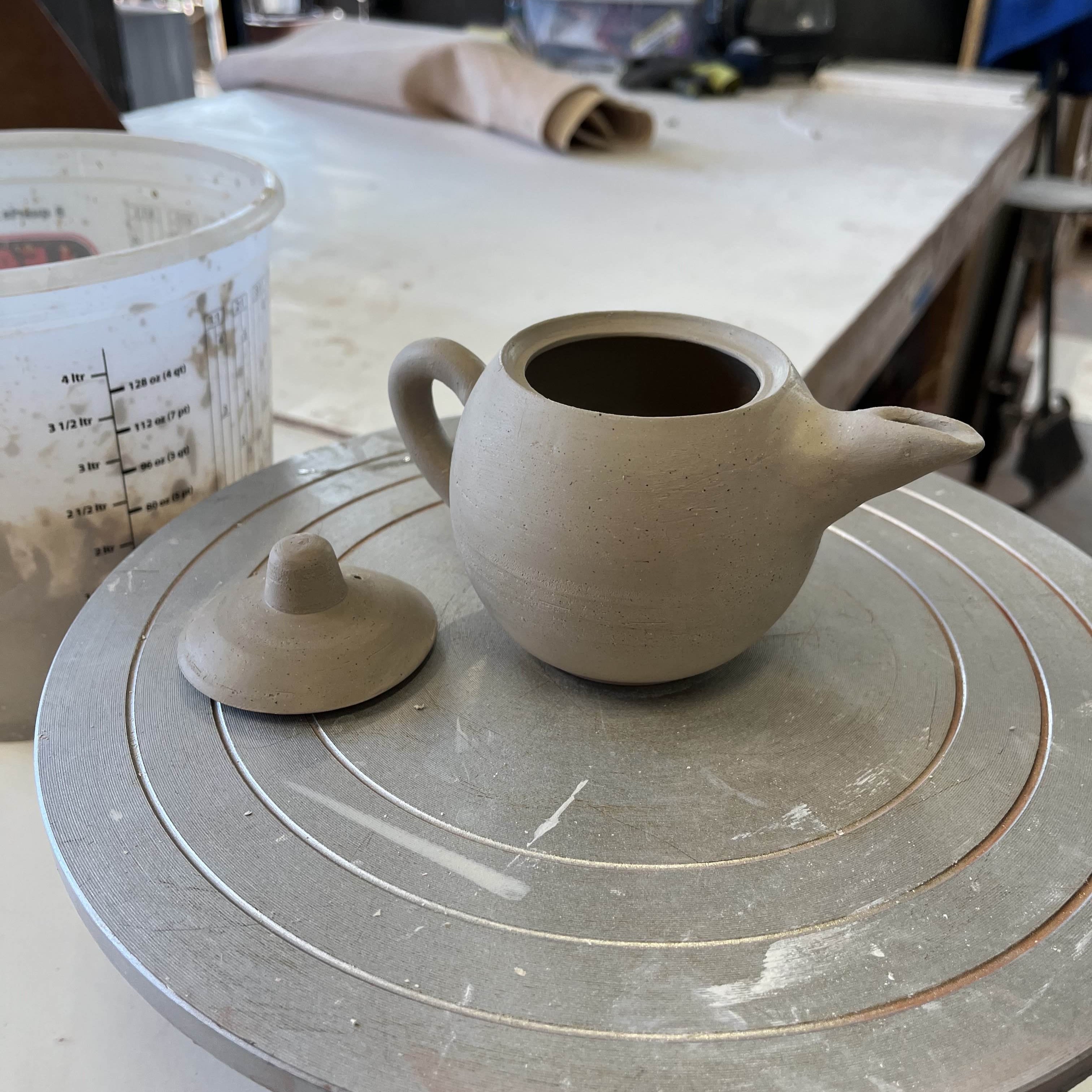 Ceramic pot 6