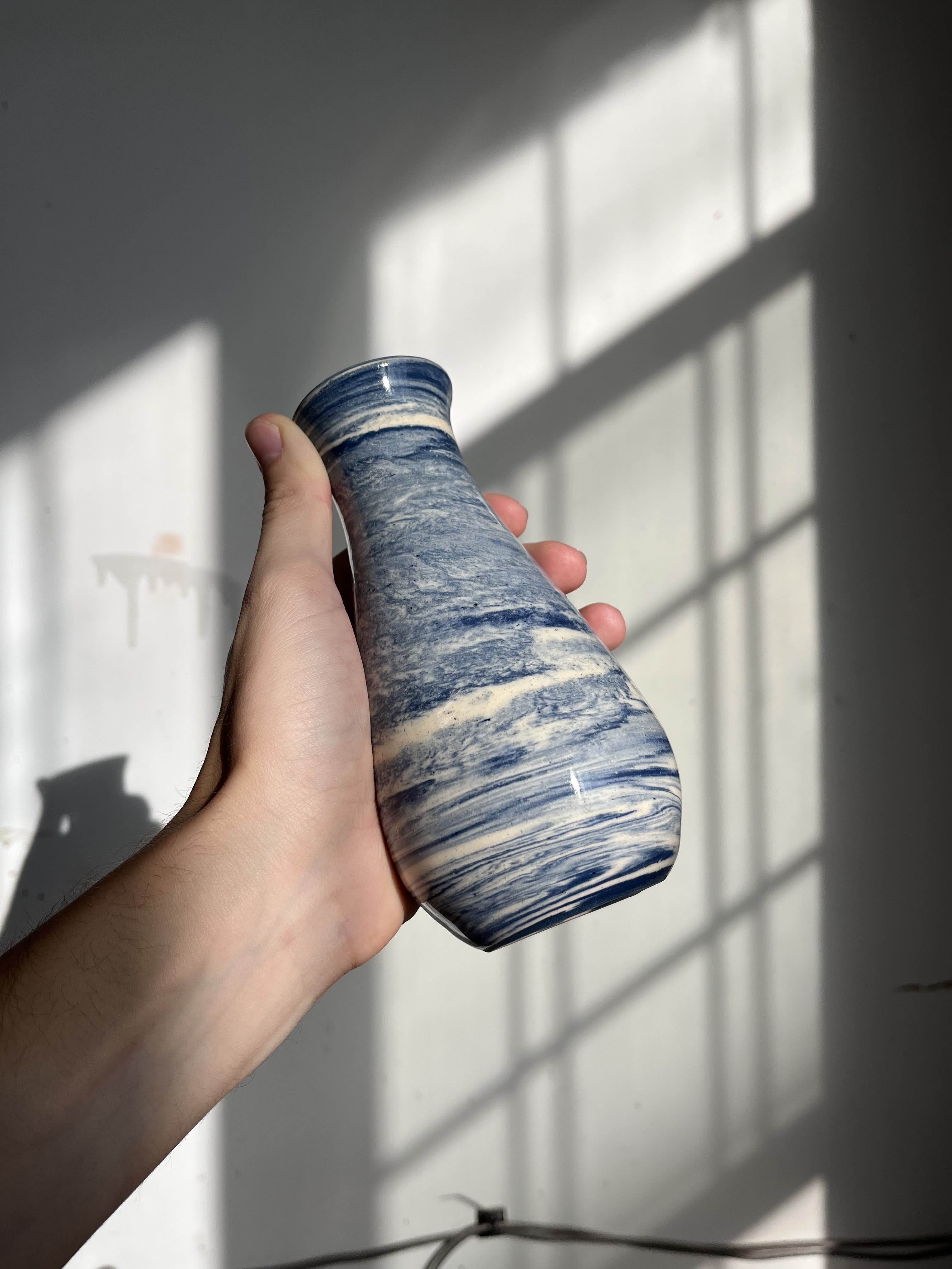 Ceramic pot 7